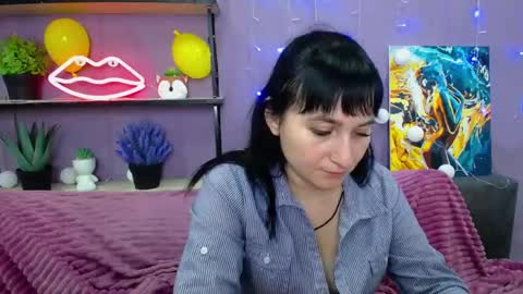 Snapshot of ninaflawlees chatting on 01/23/25, 02:44 ninaflawlees online show from 01/23/25, 02:44