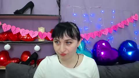 Snapshot of ninaflawlees chatting on 02/06/25, 02:33 ninaflawlees online show from 02/06/25, 02:33