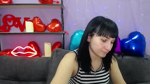 Snapshot of ninaflawlees chatting on 03/01/25, 10:21 ninaflawlees online show from 03/01/25, 10:21