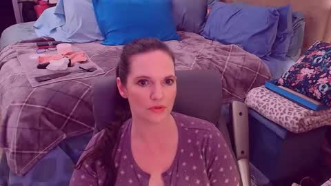 Nina Jaymes online show from 12/22/25, 11:46