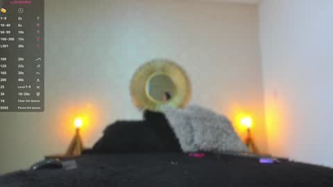 ninalens_cs online show from 12/19/24, 10:21