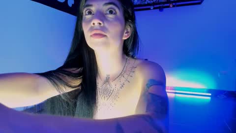 ninamonroee online show from 03/08/26, 02:04