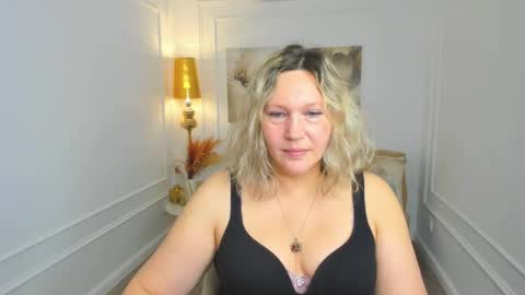 ninastarle online show from 05/03/26, 04:40