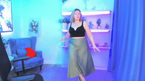 ninastarle online show from 05/18/26, 04:29