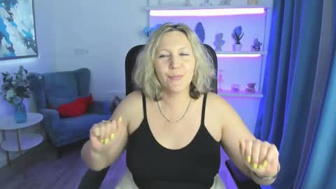 ninastarle online show from 05/21/26, 11:39