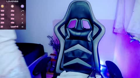 ninatinydoll1 online show from 01/28/25, 10:56