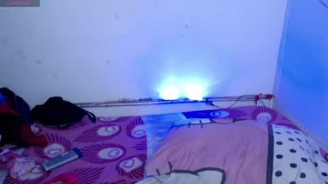 ninatinydoll1 online show from 04/09/26, 10:31