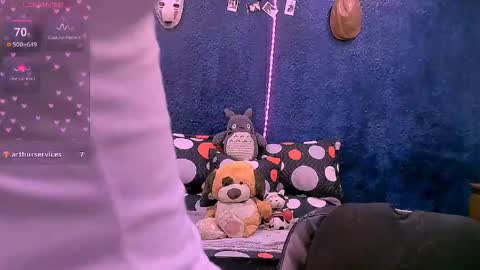 Nina online show from 04/22/26, 01:12