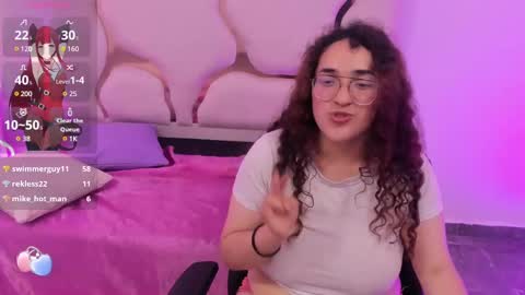 ninha_tay online show from 12/19/24, 06:23