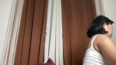 nini_luvskorn online show from 06/16/26, 10:29
