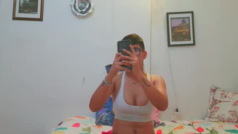 nini_smith online show from 03/13/26, 12:39