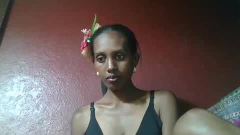 Snapshot of ninie246746 chatting on 01/12/25, 03:25 ninie246746 online show from 01/12/25, 03:25