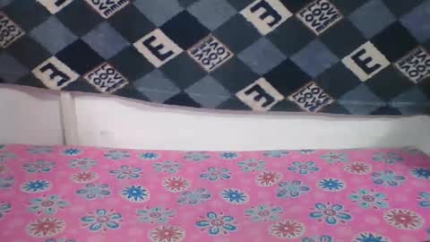 Snapshot of ninie246746 chatting on 02/24/26, 07:12 ninie246746 online show from 02/24/26, 07:12