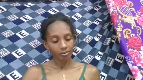 ninie246746 online show from 03/11/26, 07:53