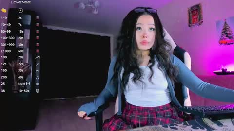 Snapshot of ninjahun chatting on 12/14/24, 06:09 Yumi  ig yumibaee online show from 12/14/24, 06:09