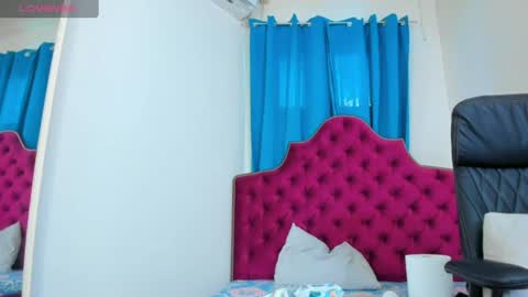 nina dee online show from 07/04/26, 04:40