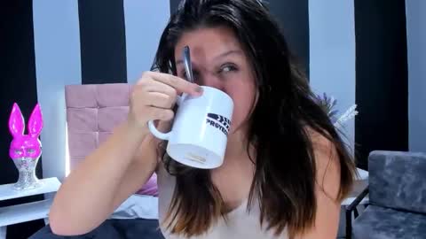 ninna_foster online show from 04/23/26, 03:36