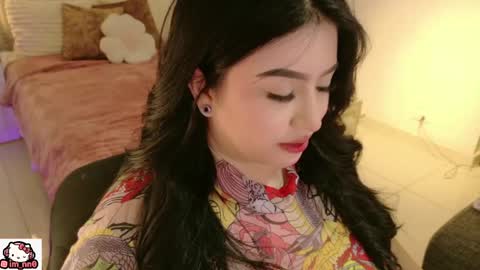 Nina online show from 03/18/26, 01:03