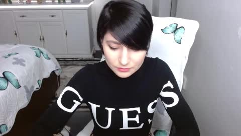 Snapshot of ninnakatthe chatting on 12/16/25, 04:23 Ninna Katthe online show from 12/16/25, 04:23