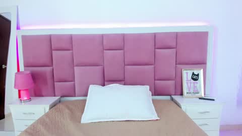 Ninna  online show from 01/23/25, 06:24