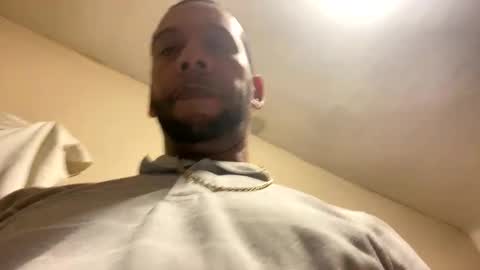 ninolindo919 online show from 11/10/25, 04:22