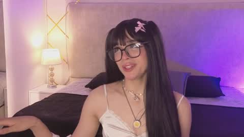 nioki_ online show from 04/10/26, 04:17