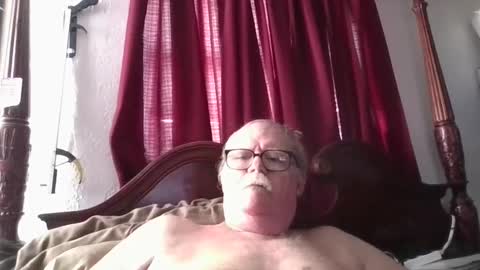 Snapshot of nipplechaser chatting on 09/23/25, 03:59 nipplechaser online show from 09/23/25, 03:59