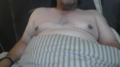 Snapshot of nipplepain007 chatting on 03/25/26, 09:59 nipplepain007 online show from 03/25/26, 09:59