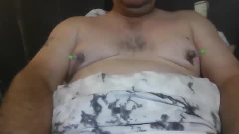 Snapshot of nipplepain007 chatting on 04/17/26, 10:40 nipplepain007 online show from 04/17/26, 10:40