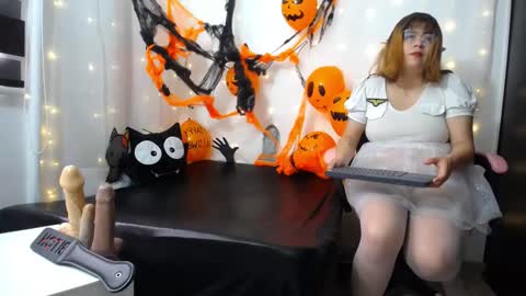 Niuk online show from 10/27/25, 04:55