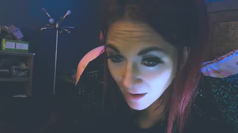 Snapshot of nivanarose chatting on 01/04/25, 09:32 Nirvana Rose cash app nirvanarose92389 for the right price Im willing to do whatever you want  online show from 01/04/25, 09:32