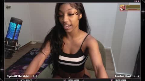 NIVIA WOLFE online show from 05/30/26, 01:57