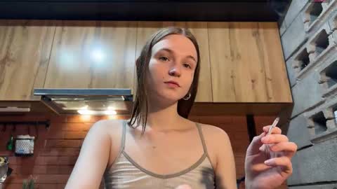 Tears Lora online show from 12/14/25, 12:43