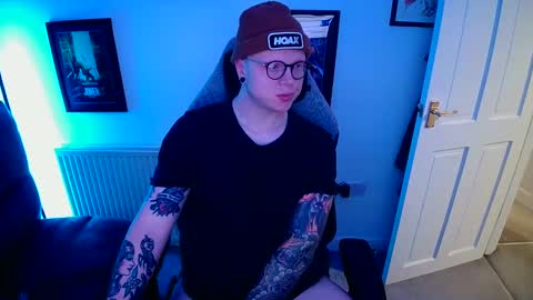 Snapshot of nlrb93 chatting on 01/15/25, 07:01 BNate93 online show from 01/15/25, 07:01