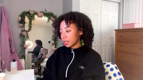 NniOnline online show from 10/21/25, 05:24