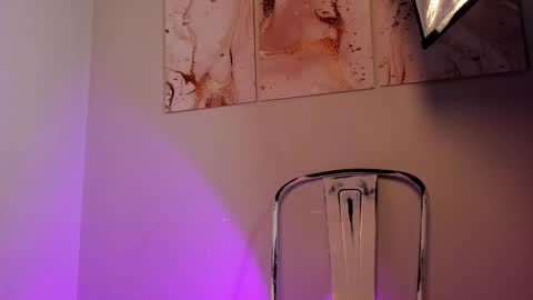   ambarsulliva  online show from 09/15/25, 11:43