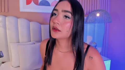 Noa online show from 05/12/26, 02:52