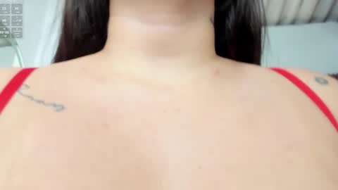 Snapshot of noa_perez9 chatting on 12/19/24, 11:14 noa_perez9 online show from 12/19/24, 11:14