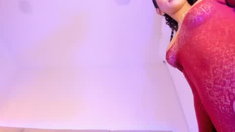 Snapshot of noa_perez_ chatting on 06/15/26, 11:51 noa_perez_ online show from 06/15/26, 11:51