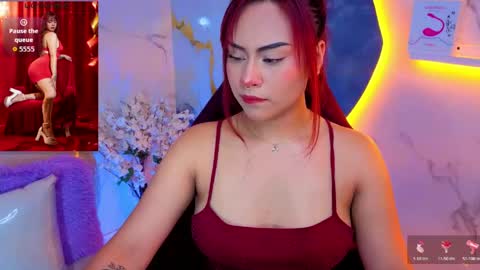 Snapshot of noa_tp chatting on 04/23/26, 01:02 Noa online show from 04/23/26, 01:02