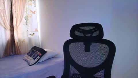 Noa  online show from 04/09/26, 01:49