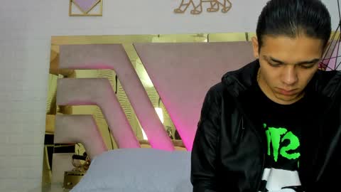 Zoe  online show from 03/31/26, 01:33