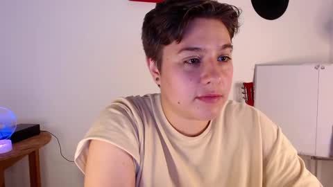 Snapshot of noah_blue7 chatting on 01/08/25, 11:41 Noah online show from 01/08/25, 11:41