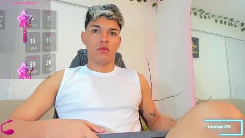 Snapshot of noah_carter66 chatting on 11/24/25, 03:06 noah online show from 11/24/25, 03:06