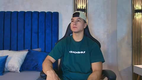 Snapshot of noah_clarkk chatting on 06/05/26, 05:40 Noah online show from 06/05/26, 05:40