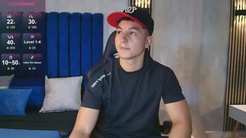Snapshot of noah_clarkk chatting on 06/16/26, 05:48 Noah online show from 06/16/26, 05:48