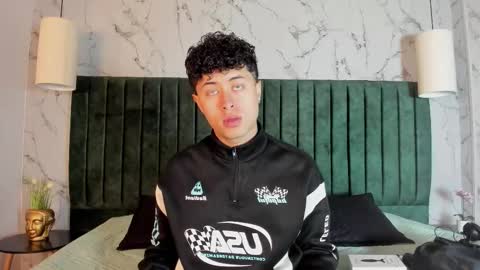 noah_dupont_ online show from 01/19/26, 11:47