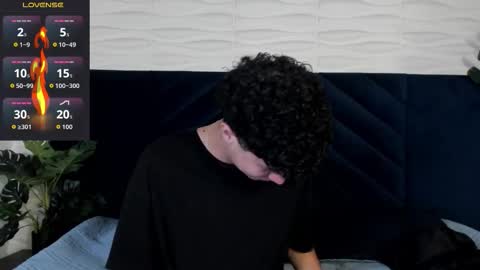 noah_dupont_ online show from 02/02/26, 04:17