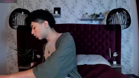 noah_dupont_ online show from 03/05/26, 12:12