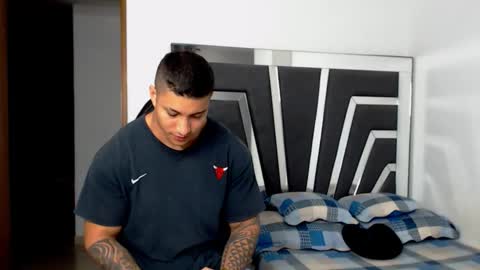 Noah Harris01 online show from 04/04/26, 03:27